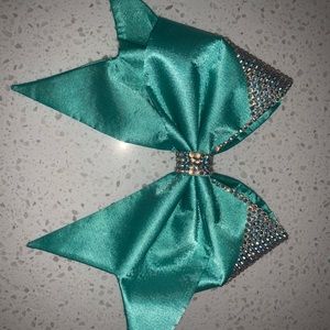 Teal Bow